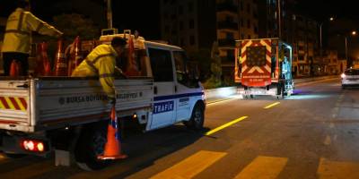 Ana Caddedeki Yol Çizgileri Yenilendi