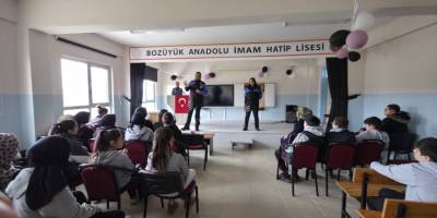 Öğrencilere Bilgilendirme Yapıldı