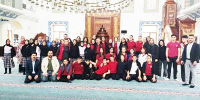 Öğrencilerden Osmanlı Camii’ne Ziyaret