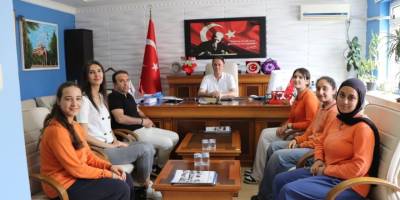 Yurt Dışı Hareketliliğini Tamamlayan Okullardan Müdür Çetinkayaya Ziyaret