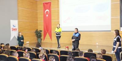 Öğrencilere Polislik Mesleği Tanıtıldı