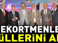 REKORTMENLER ÖDÜLLERİNİ ALDI
