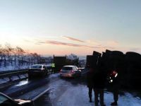 BOZÜYÜK'TE ZİNCİRLEME KAZA!