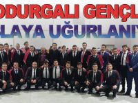 DODURGALI GENÇLER KIŞLAYA UĞURLANIYOR