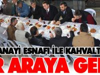 BAŞKAN BAKICI SANAYİ ESNAFI İLE KAHVALTIDA BİR ARAYA GELDİ