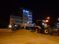 EKİPLER 7/24 ÇALIŞIYOR