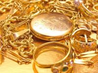 ZİYNET EŞYALARI ÇALINDI