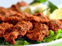 ÇİĞ KÖFTEYİ BEĞENMEYİNCE İŞLETME SAHİBİNİ DARP ETTİ