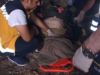 OTOMOBİL MENFEZE UÇTU 1 ÖLÜ 2 YARALI