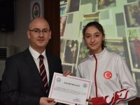 YIL SONU SERGİSİ TÖRENLE AÇILDI