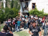 FOTOĞRAF SEVERLER TARİHİ KÖYDE BULUŞTU