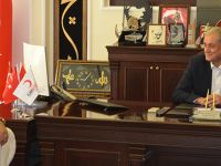 MV. YAĞCI'DAN BAKKALCIOĞLU'NA ZİYARET