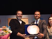 SALON KAHKAHAYA BOĞULDU