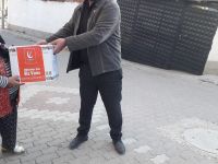 YENİDEN REFAH PARTİSİ'NDEN GIDA YARDIMI