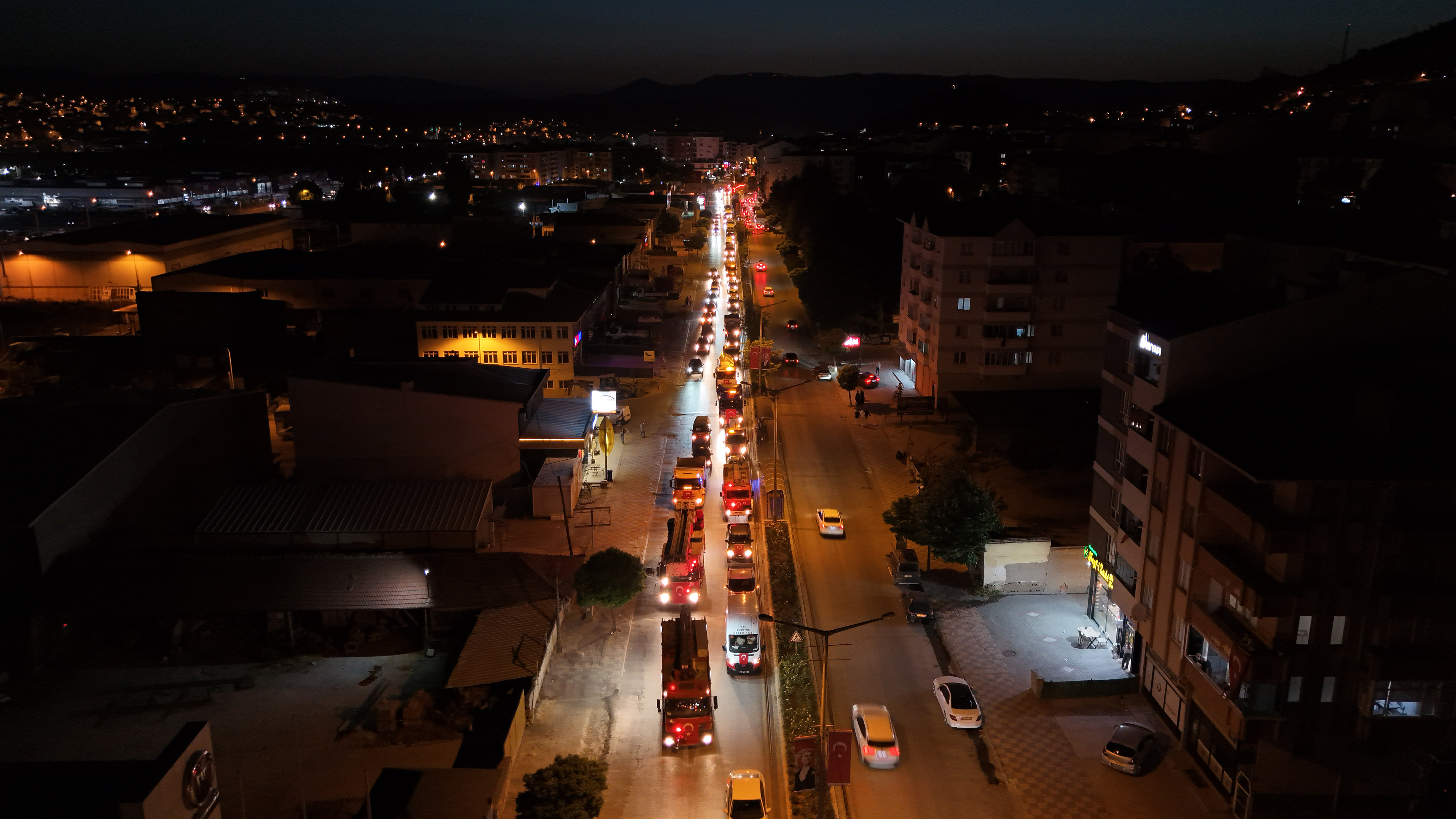 30-agustos-arac-konvoyu-kutlama-2025-3.jpg