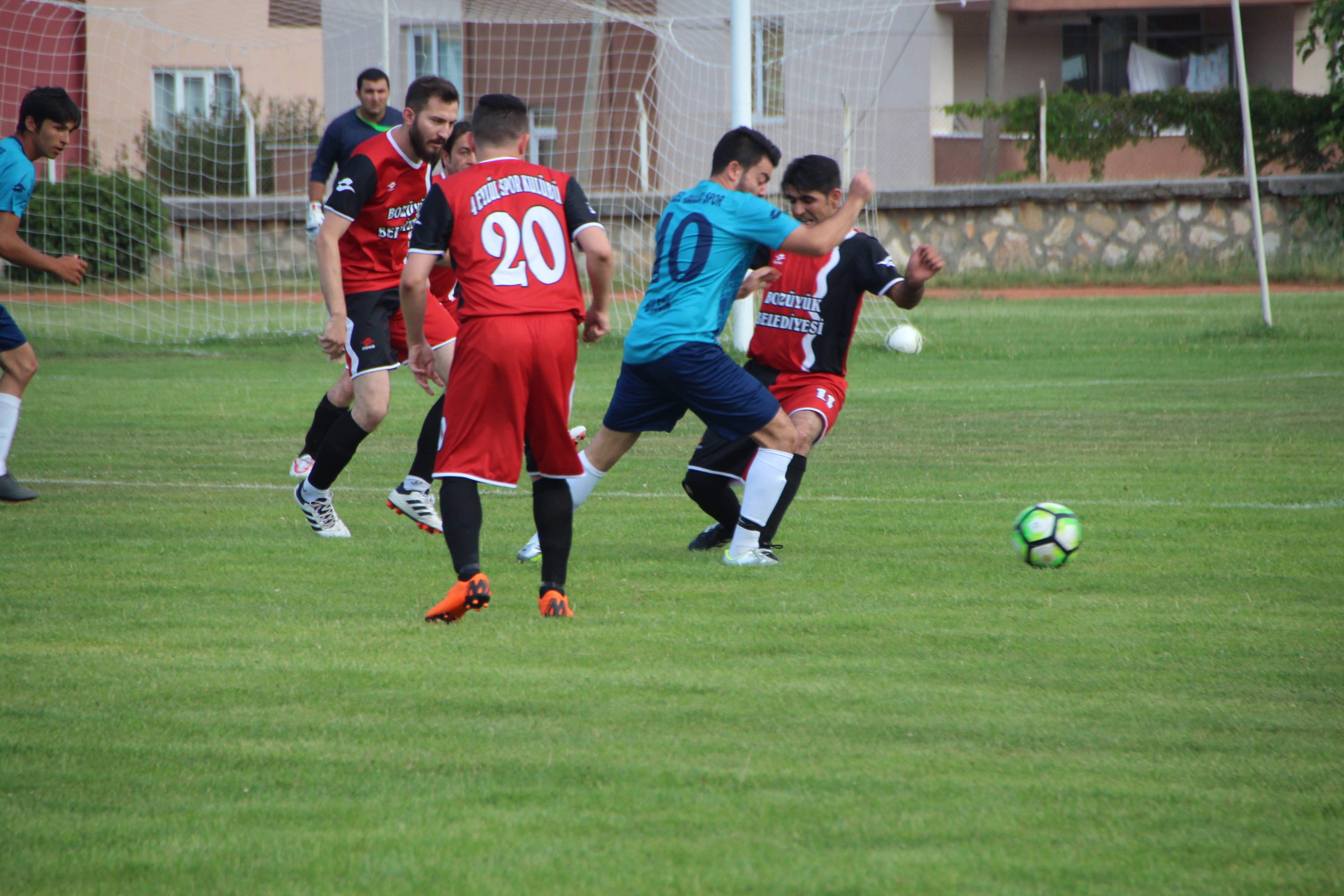 bilecik-2.-amator-ligin-ilk-sampiyonu-il-ozel-idarespor-olduf.jpg