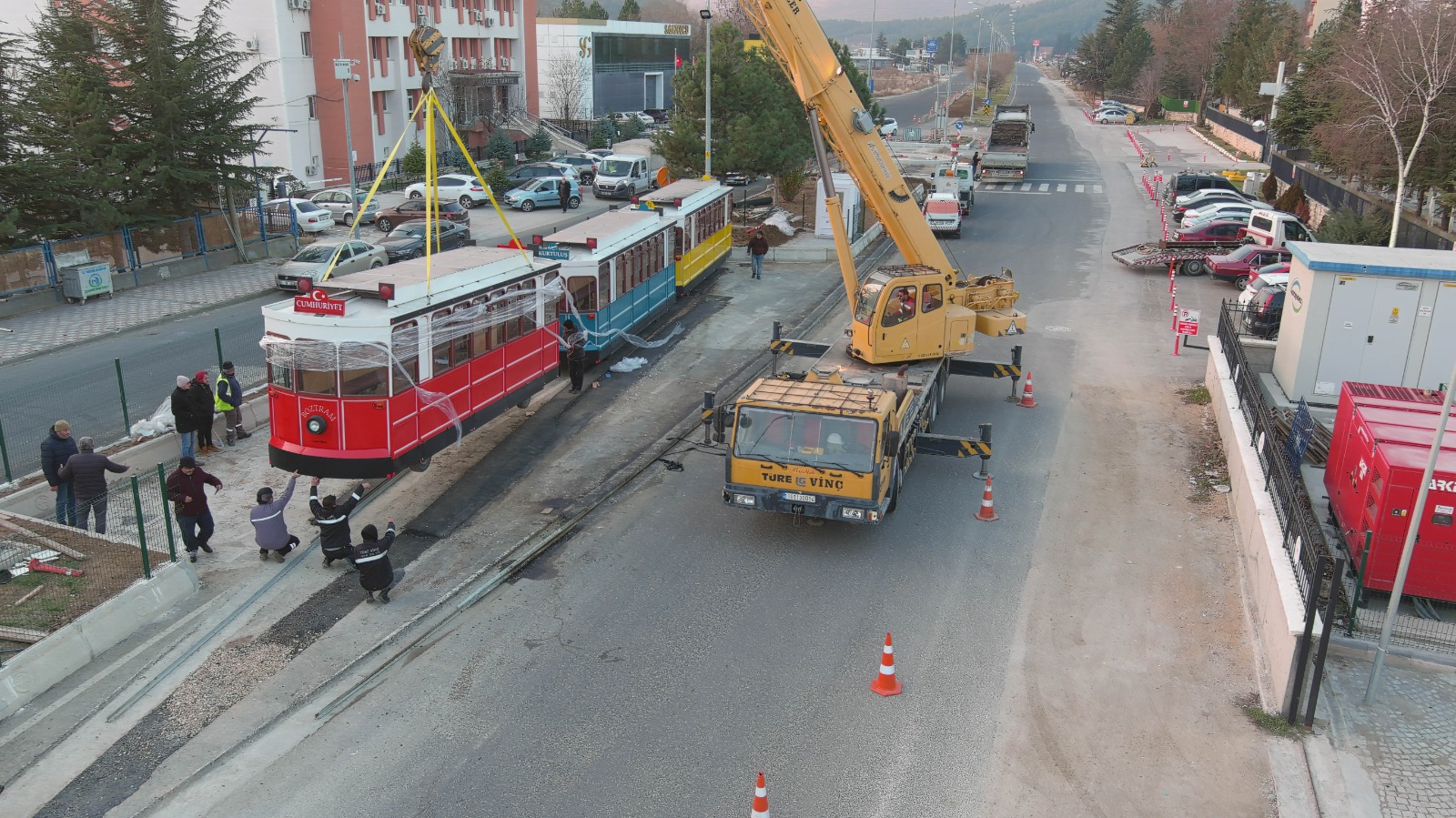 bsk-boztram-cok-yakinda-bozuyuklulerle-bulusuyor-7.jpeg