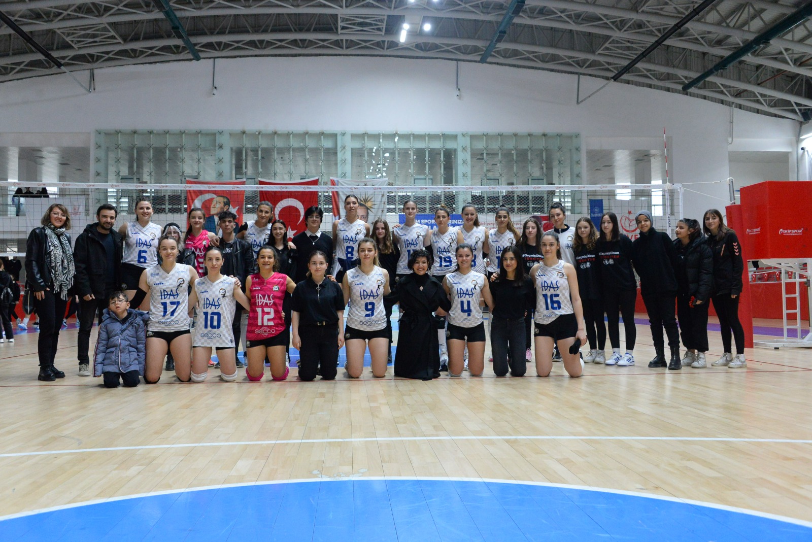 bsk-voleybol-maci-zonguldak-4-3-2023-20.jpeg